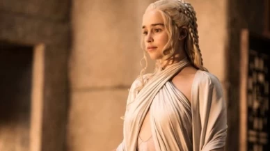 Emilia Clarke, "Game of Thrones"tan Sonra Yeni Bir Maceraya Atılıyor