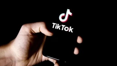 TikTok Yapay Zeka İçerikleri Etiketlemede Öncü Oldu