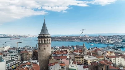 Galata Kulesi Yenilenen Yüzüyle Ziyaretçilerini Bekliyor