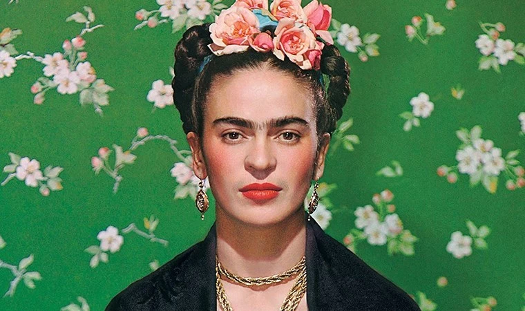 Frida Kahlo’nun hayatının izleri Mavi Ev’de