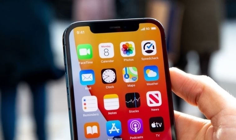 iPhone'lar yeni ana ekranla çeşitlenecek