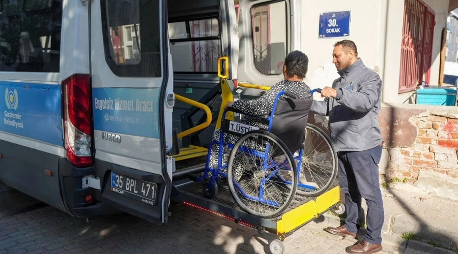 Gaziemir Belediyesi’nden Engelsiz Ulaşım Desteği