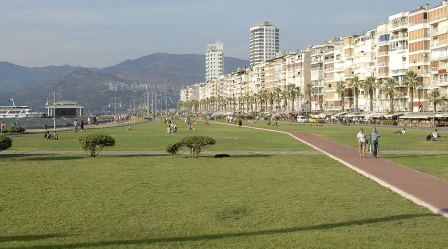 İzmir’in İncisi Alsancak: Tarih ve Eğlencenin Buluşma Noktası