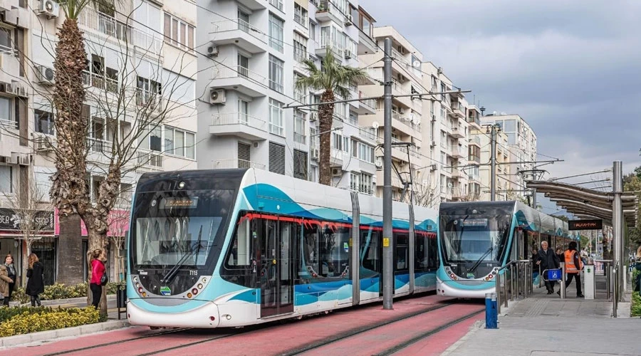 İzmir'de Tramvay Seferlerinde Düzenleme