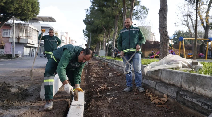 Konak’ta Yol ve Kaldırım Çalışmaları Tüm Hızıyla Devam Ediyor