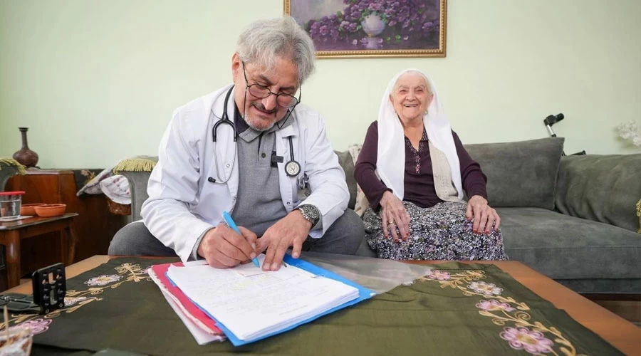 Gaziemir Belediyesi’nden Ücretsiz Sağlık Hizmetleriyle Destek