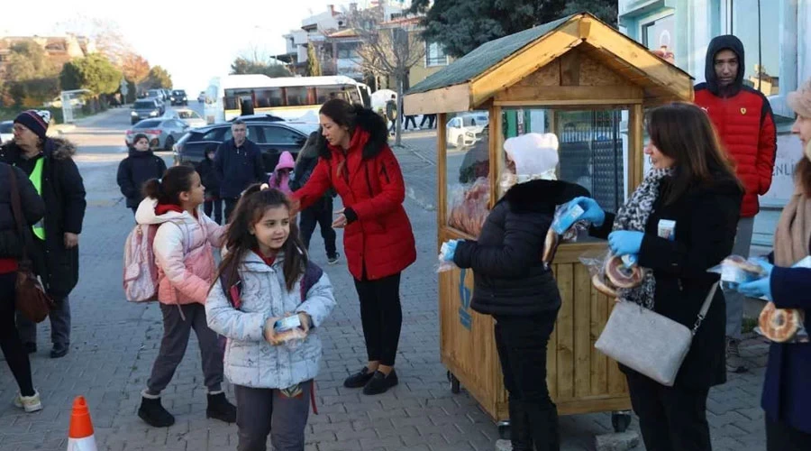 Güzelbahçe Belediyesi’nden Öğrencilere Destek